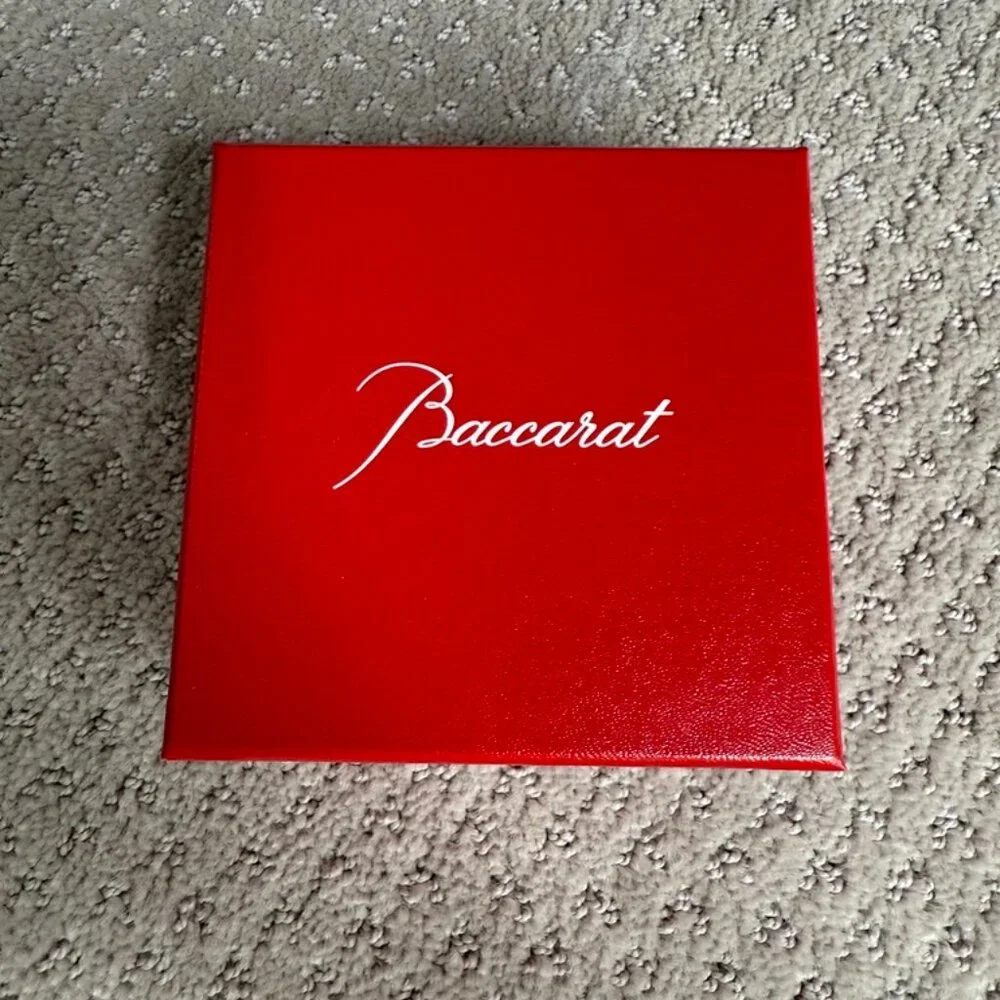 Baccarat excellent preowned